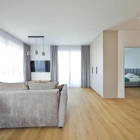 Kuflewska 6 I Metro Trocka I Garaz I By Perfect I Appartement