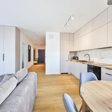 Kuflewska 6 I Metro Trocka I Garaz I By Perfect I Appartement Warschau