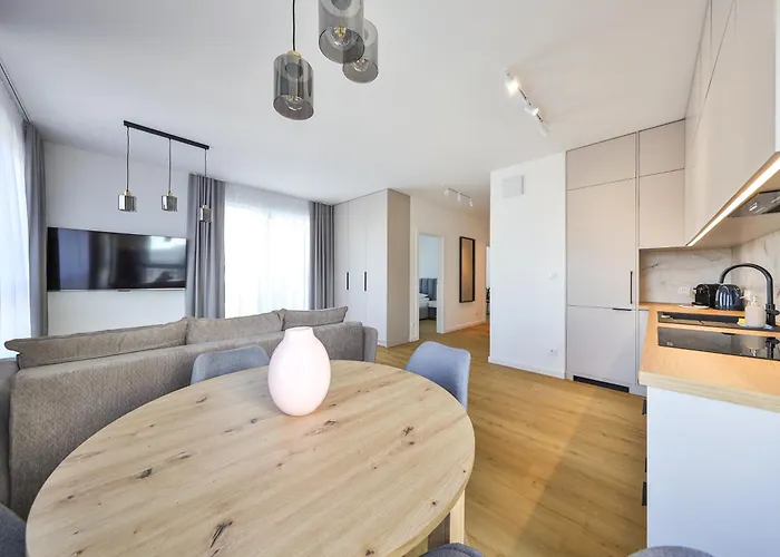 Kuflewska 6 I Metro Trocka I Garaz I By Perfect I * Warschau