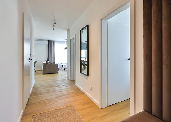 Kuflewska 6 I Metro Trocka I Garaz I By Perfect I *