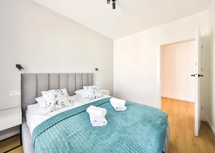 Kuflewska 6 I Metro Trocka I Garaz I By Perfect I