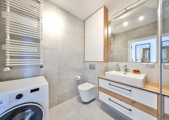 Kuflewska 6 I Metro Trocka I Garaz I By Perfect I * Warschau