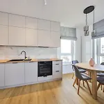 Kuflewska 6 I Metro Trocka I Garaz I By Perfect I 아파트